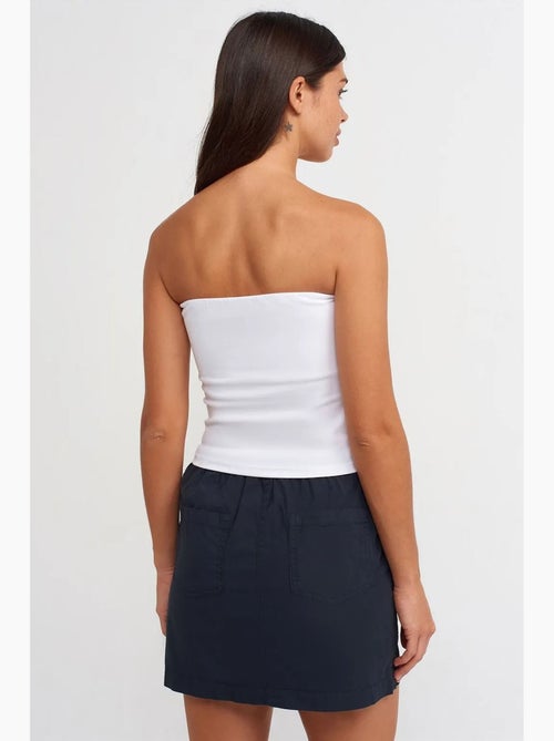 Bustier curto justo com strass dilvin - Kiabi Bustier curto justo com strass dilvin - Kiabi