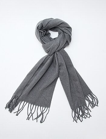 Cachecol com franjas