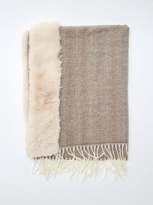 Cachecol em espinha de peixe com forro efeito pelúcia - Kiabi