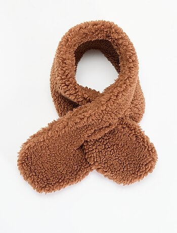 Cachecol liso com efeito carneirinho