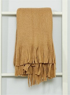 Cachecol liso com franja - Kiabi