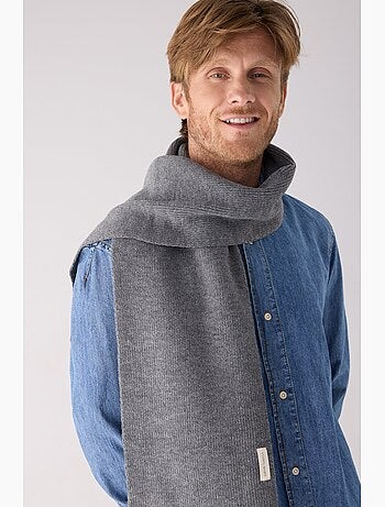 Cachecol masculino de malha listrada