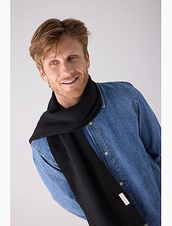 Cachecol masculino de malha listrada
