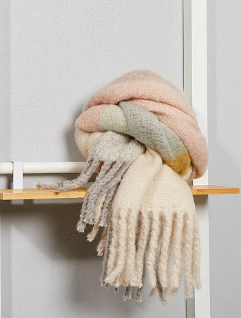 Cachecol quente com franjas - Kiabi