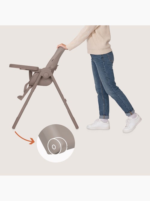 Cadeira alta ajustável LIONELO Linn - Altura regulável - Rodízios - Dobragem compacta - Até 15 kg - Kiabi Cadeira alta ajustável LIONELO Linn - Altura regulável - Rodízios - Dobragem compacta - Até 15 kg - Kiabi
