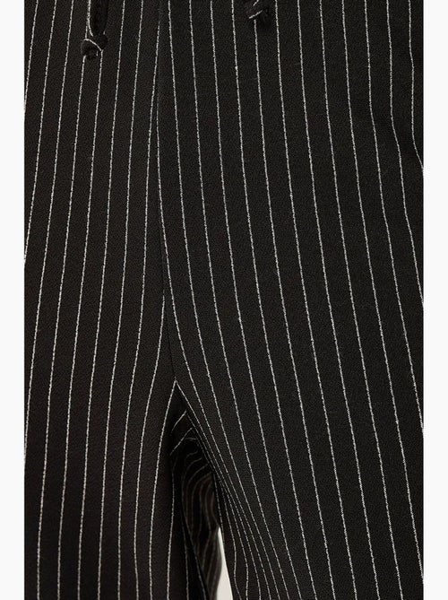 Calça às riscas com cós elástico hiccup - Kiabi Calça às riscas com cós elástico hiccup - Kiabi