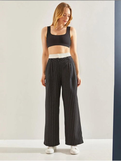 Calça às riscas com detalhe contrastante na cintura lucci - Kiabi Calça às riscas com detalhe contrastante na cintura lucci - Kiabi