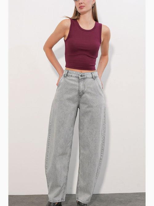 Calça de ganga larga de cintura alta bdart - Kiabi Calça de ganga larga de cintura alta bdart - Kiabi