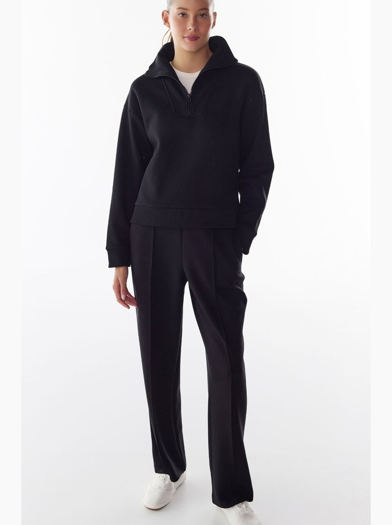 Calça de moletom com detalhes de costura e corte balão felpada penti Preto - Kiabi