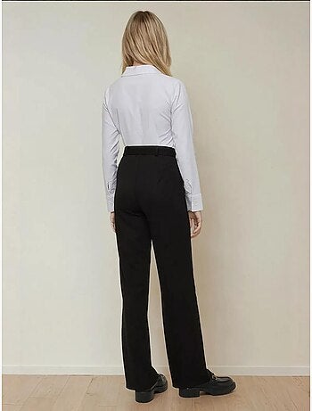 Calça direita com detalhe de costura hiccup