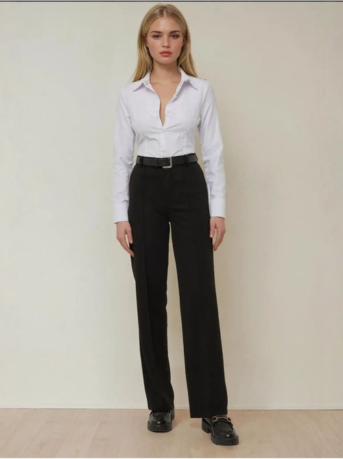 Calça direita com detalhe de costura - Kiabi Calça direita com detalhe de costura - Kiabi