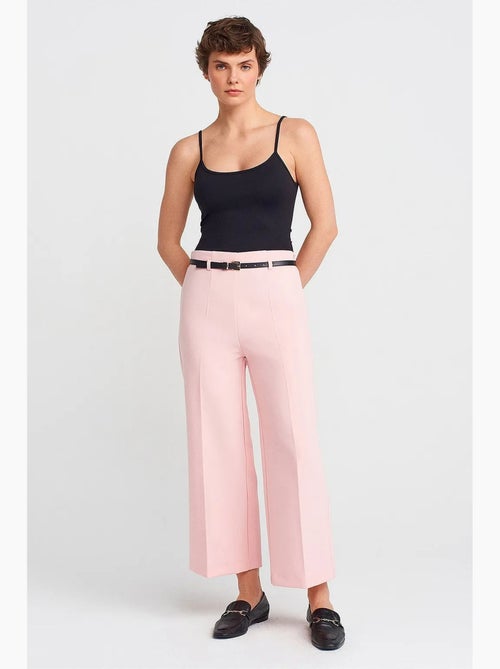 Calça feminina dilvin - Kiabi Calça feminina dilvin - Kiabi
