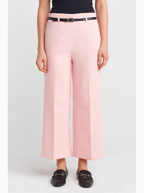 Calça feminina dilvin - Kiabi Calça feminina dilvin - Kiabi