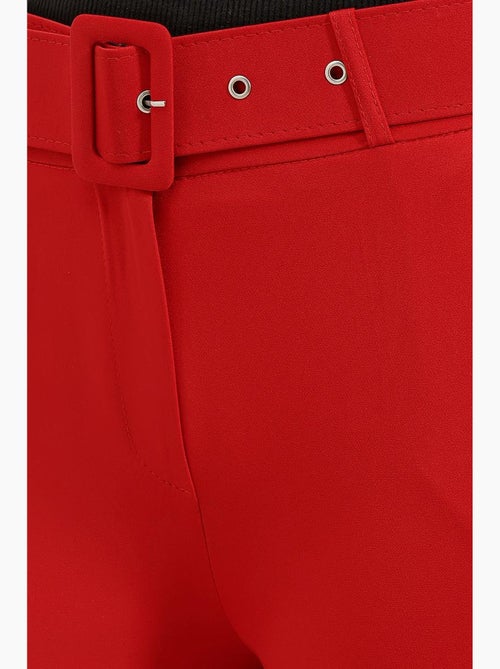 Calça flare com cinto bdart - Kiabi Calça flare com cinto bdart - Kiabi