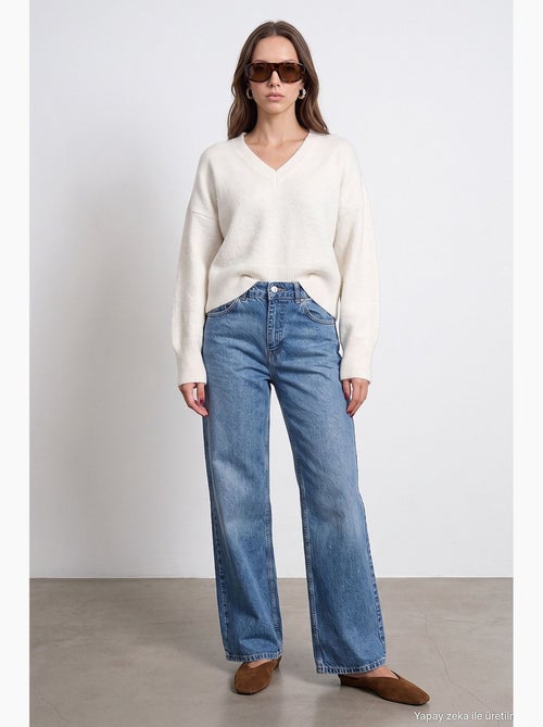Calça jeans feminina reta dilvin - Kiabi Calça jeans feminina reta dilvin - Kiabi