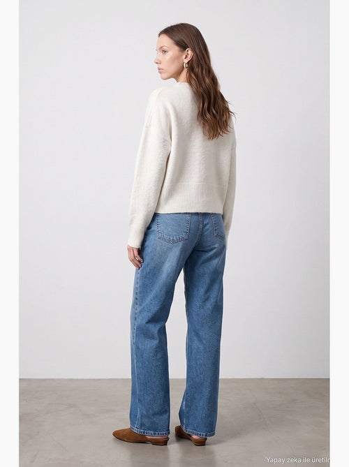 Calça jeans feminina reta dilvin - Kiabi Calça jeans feminina reta dilvin - Kiabi