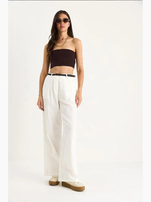 Calça palazzo de linho com cinto de palha e detalhe de bolso lucci - Kiabi Calça palazzo de linho com cinto de palha e detalhe de bolso lucci - Kiabi