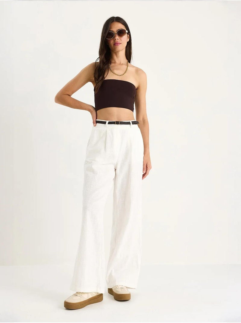 Calça palazzo de linho com cinto de palha e detalhe de bolso lucci Branco - Kiabi