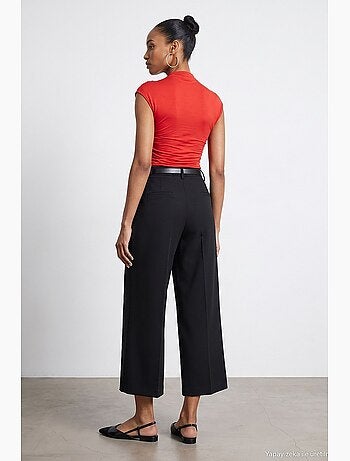 Calça reta feminina dilvin