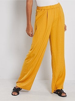 Calças acetinadas - Kiabi