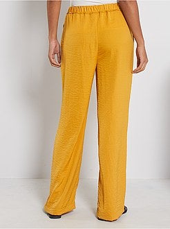 Calças acetinadas - Kiabi