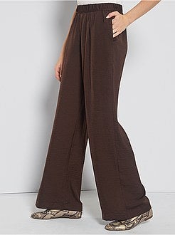 Calças acetinadas - Kiabi