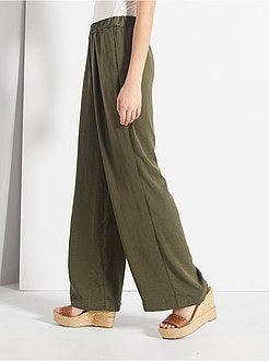 Calças acetinadas - Kiabi