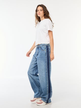 Calças baggy contrastantes