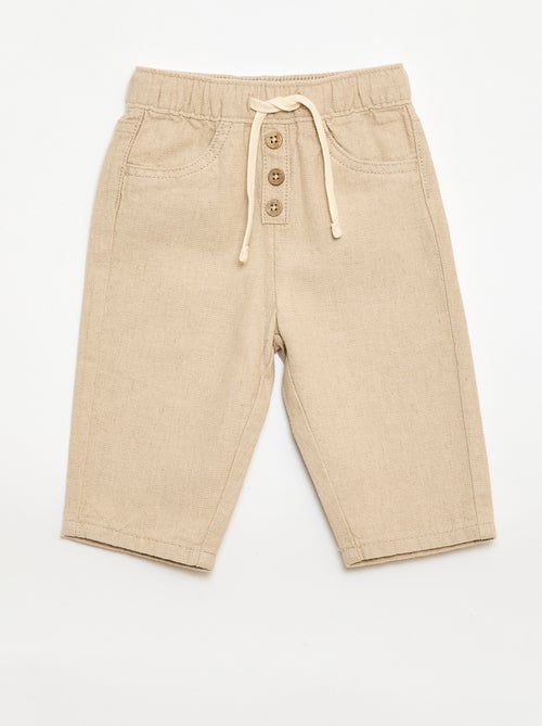 Calças brancas com riscas finas - Kiabi