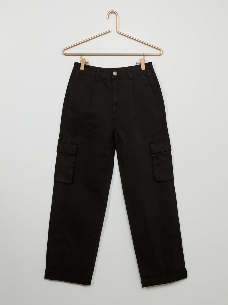 Calças chino barrel com bolsos com abas Preto - Kiabi