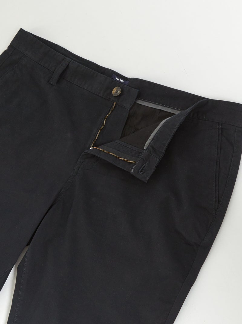 Calças chino de corte direito L34 Preto - Kiabi
