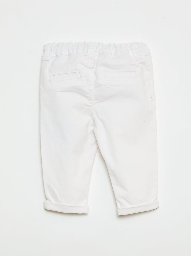 Calças chino direitas em algodão stretch Branco - Kiabi