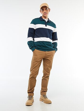 Calças chino em sarja