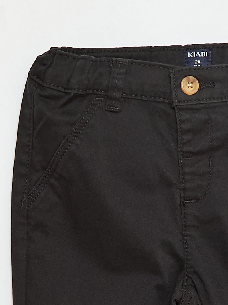 Calças chino retas em algodão stretch Preto - Kiabi