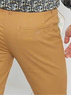 Calças chino skinny com cinto - Kiabi