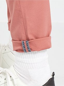 Calças chino skinny com cinto - Kiabi