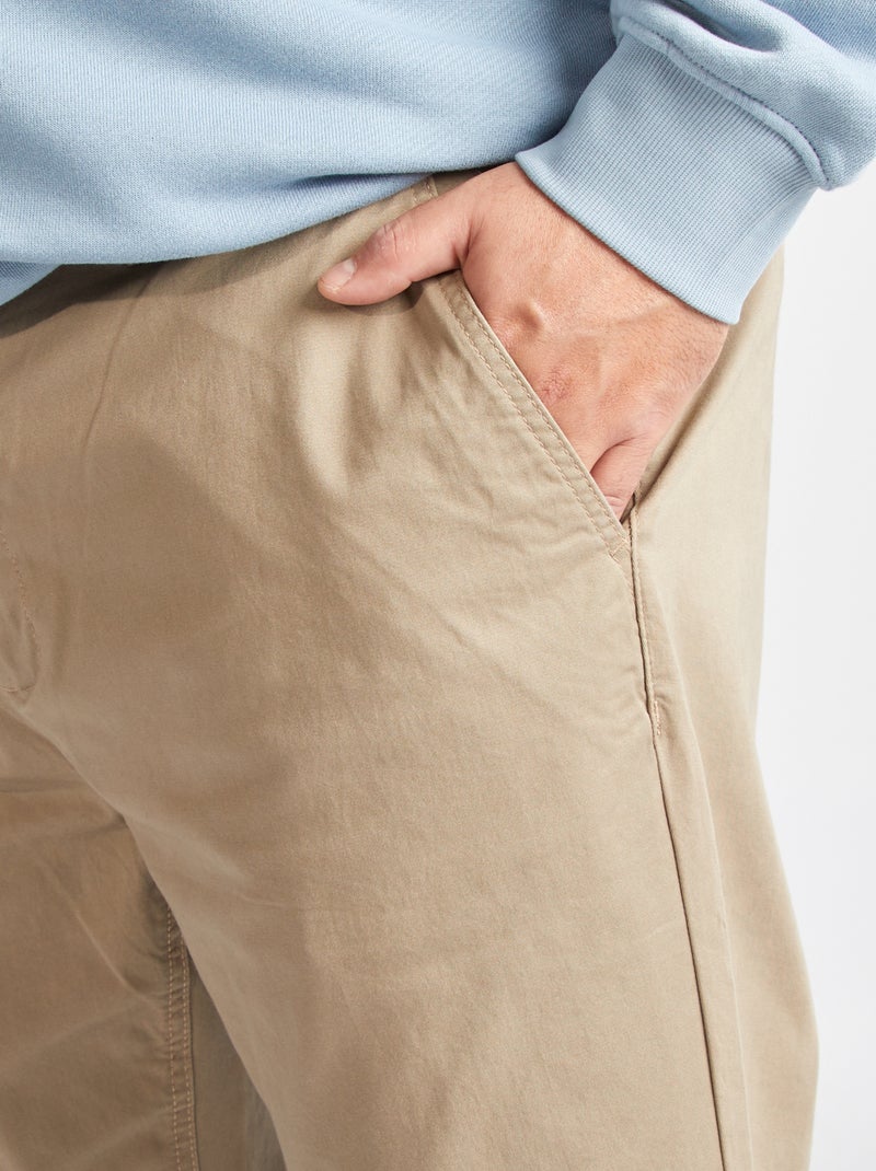 Calças chino slim  - L32 CASTANHO - Kiabi