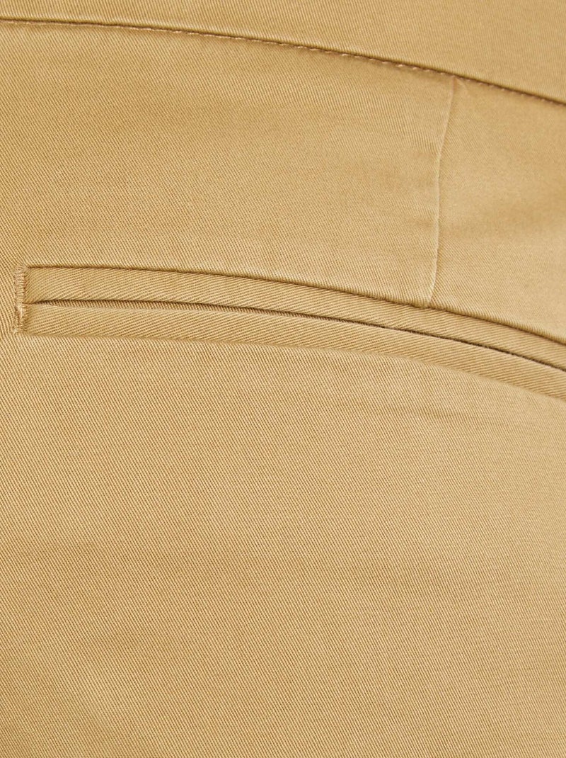 Calças chino slim beige - Kiabi