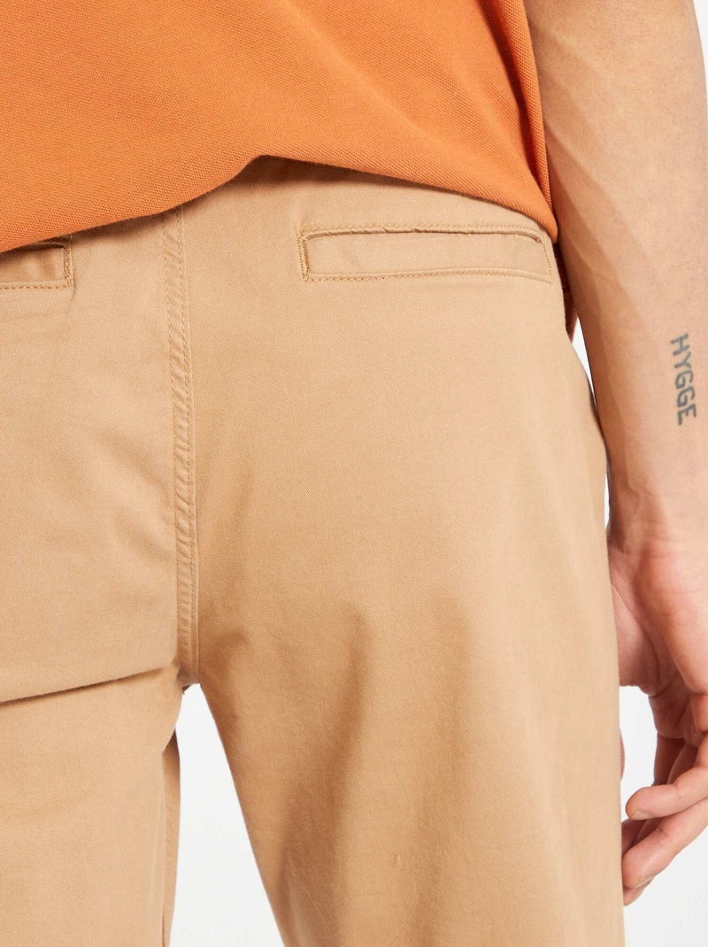 Calças chino slim beige - Kiabi