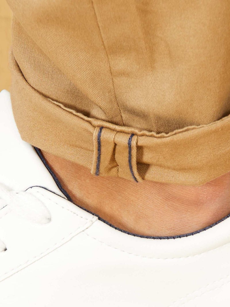 Calças chino slim beige - Kiabi