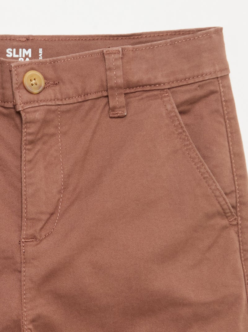 Calças chino slim Castanho - Kiabi