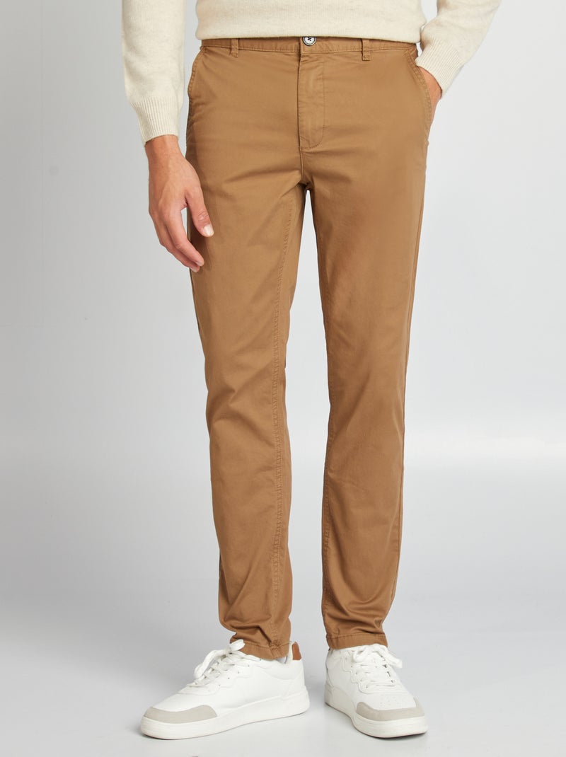 Calças chino slim CASTANHO - Kiabi