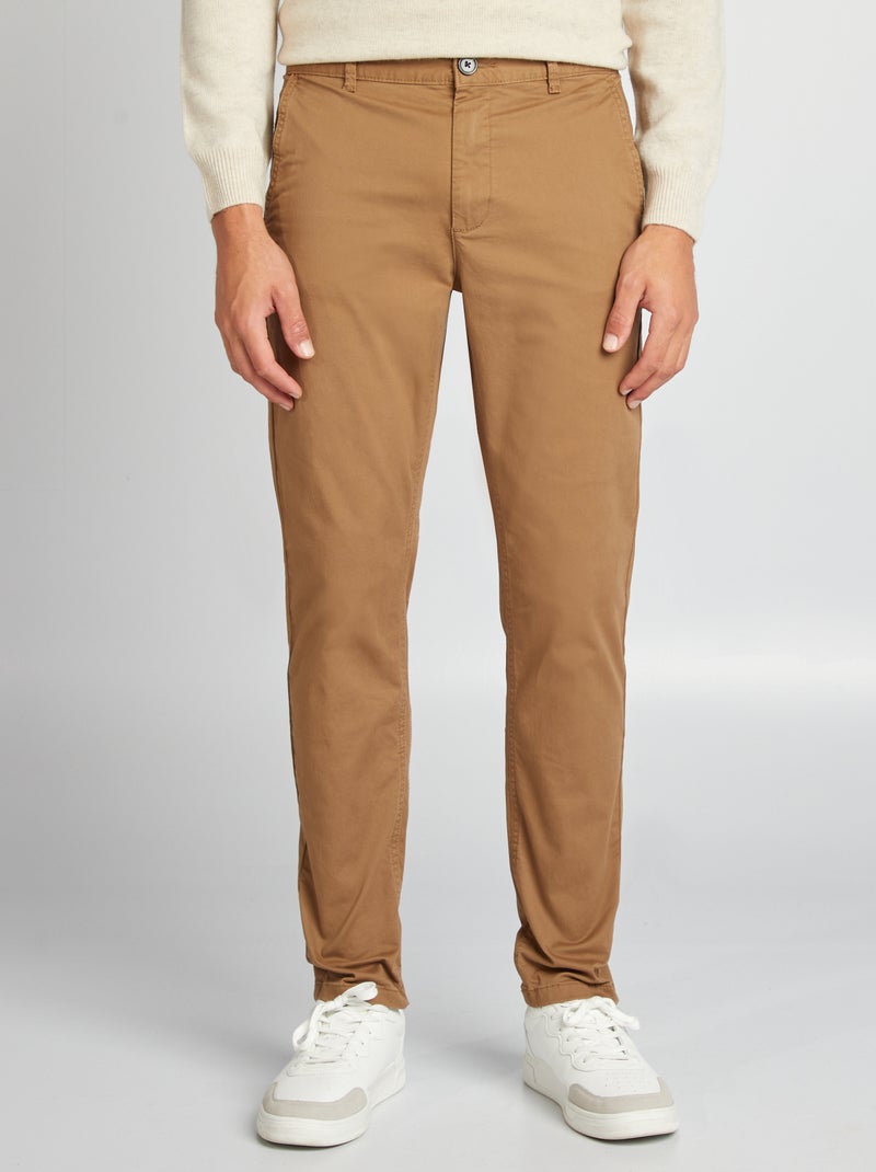Calças chino slim CASTANHO - Kiabi