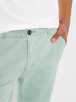 Calças chino slim deslavadas - Kiabi