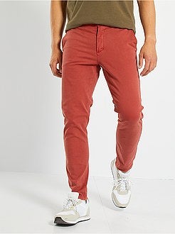 Calças chino slim deslavadas - Kiabi