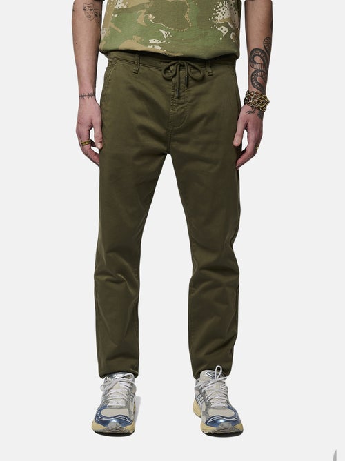 Calças chino slim fit kaporal irwix para homem - Kiabi Calças chino slim fit kaporal irwix para homem - Kiabi