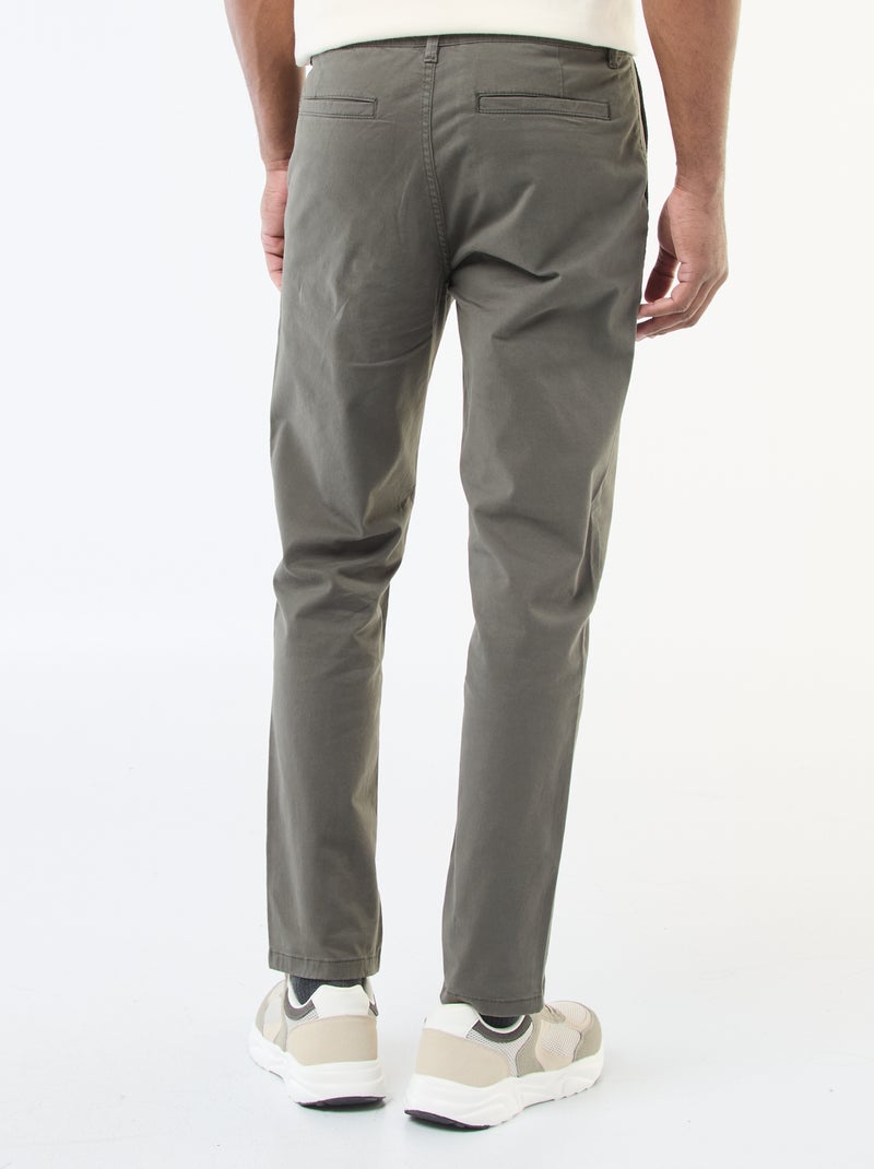 Calças chino slim L30 Caqui - Kiabi