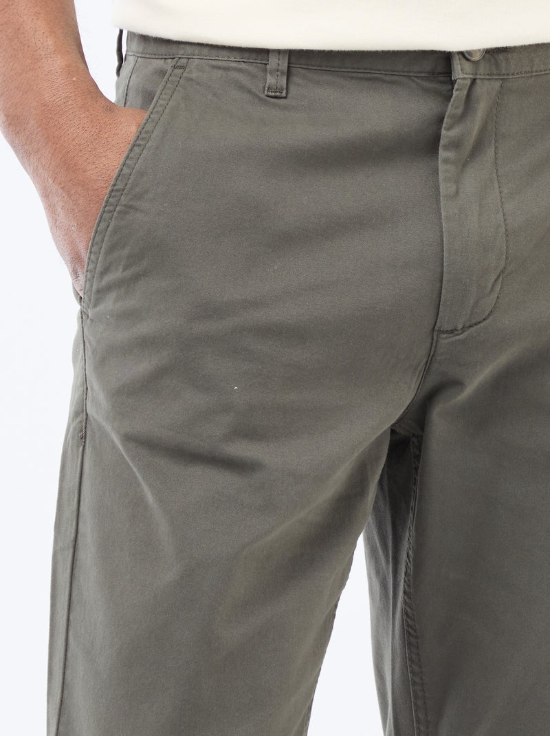 Calças chino slim L30 Caqui - Kiabi