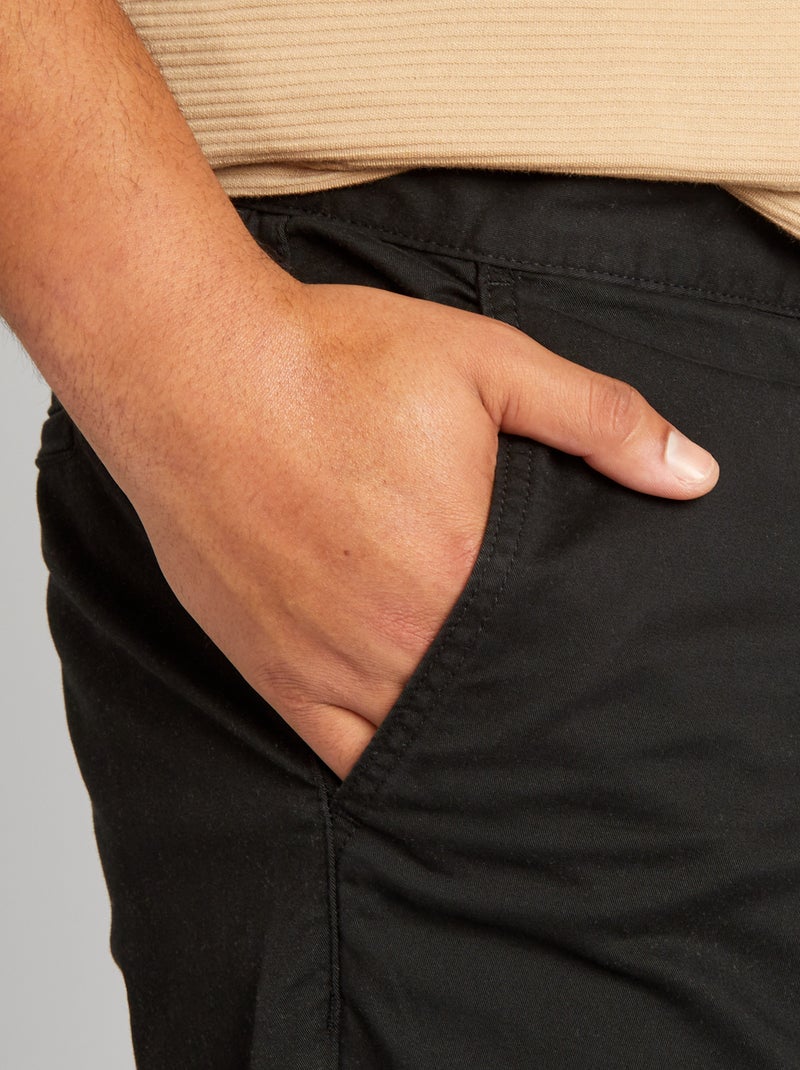 Calças chino slim L34 Preto - Kiabi