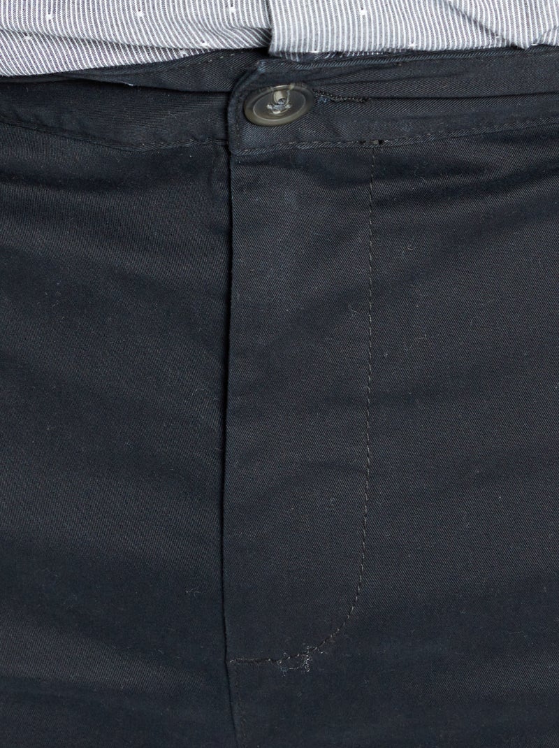 Calças chino slim L34 Preto - Kiabi